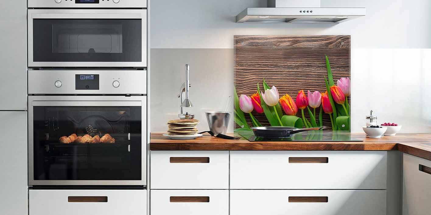 защитный стеклянный экран для кухни. экран для плиты защитный кухонный. экран для кухни из стекла. экран для плиты защитный кухонный стеклянный. экран защитный кухонный.