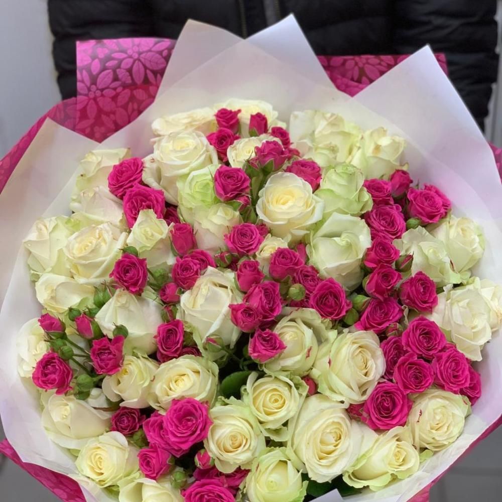 Букет роз. Обычный букет роз. Обычный букет роз. Обычный букет роз. Букет роз в полный рост.