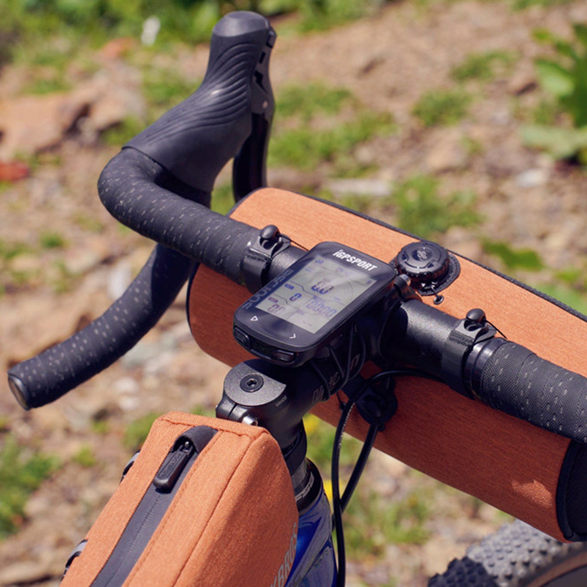 Велокомпьютер GPS iGPSPORT BSC100S, экран 2,6 , до 40 часов, Bluetooth/ANT+, IPX7 Велокомпьютер GPS iGPSPORT BSC100S, экран 2,6 , до 40 часов, Bluetooth/ANT+, IPX7
