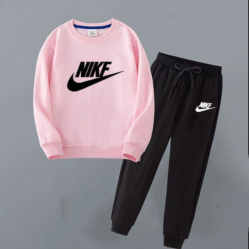 Костюм спортивный Nike #1