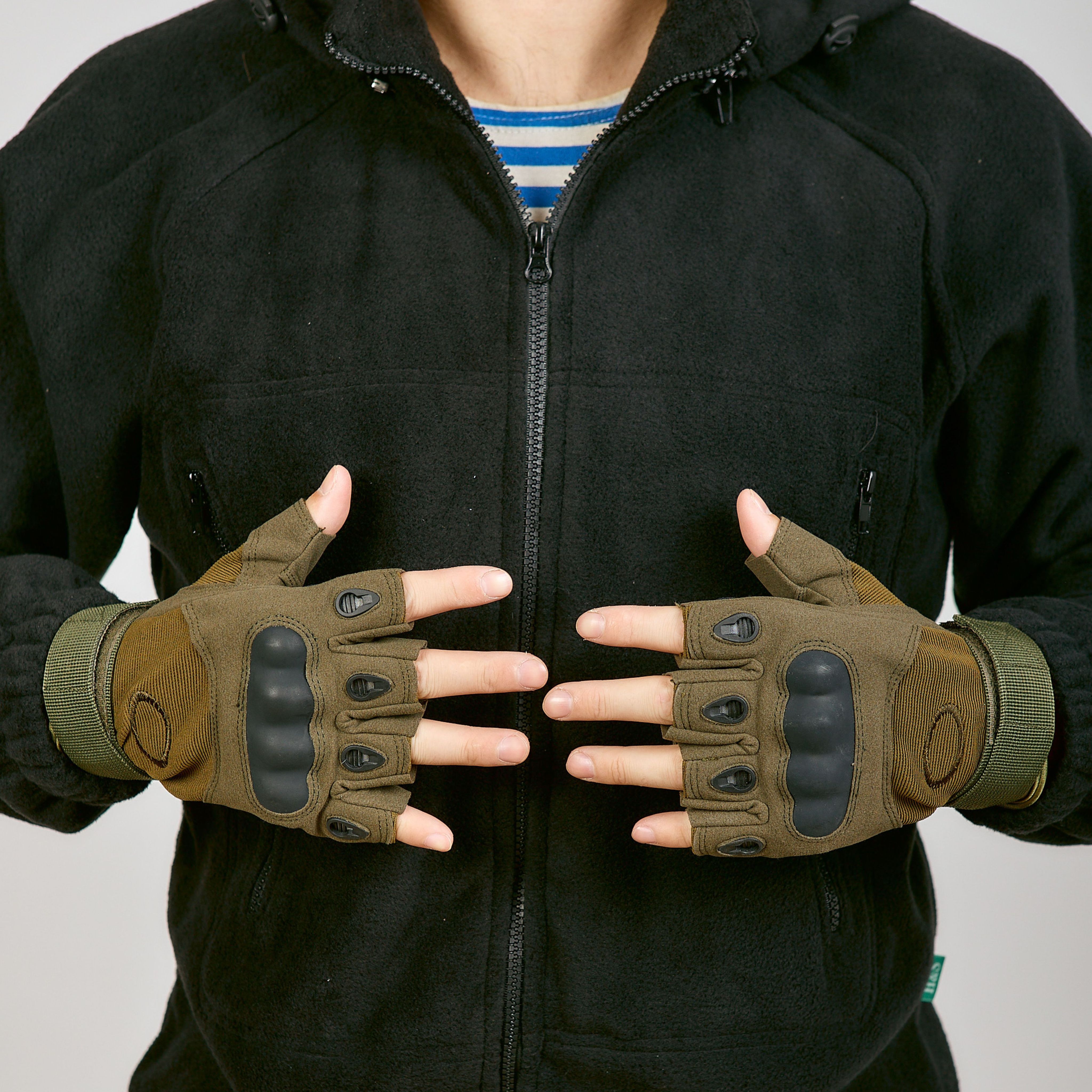 перчатки полигон