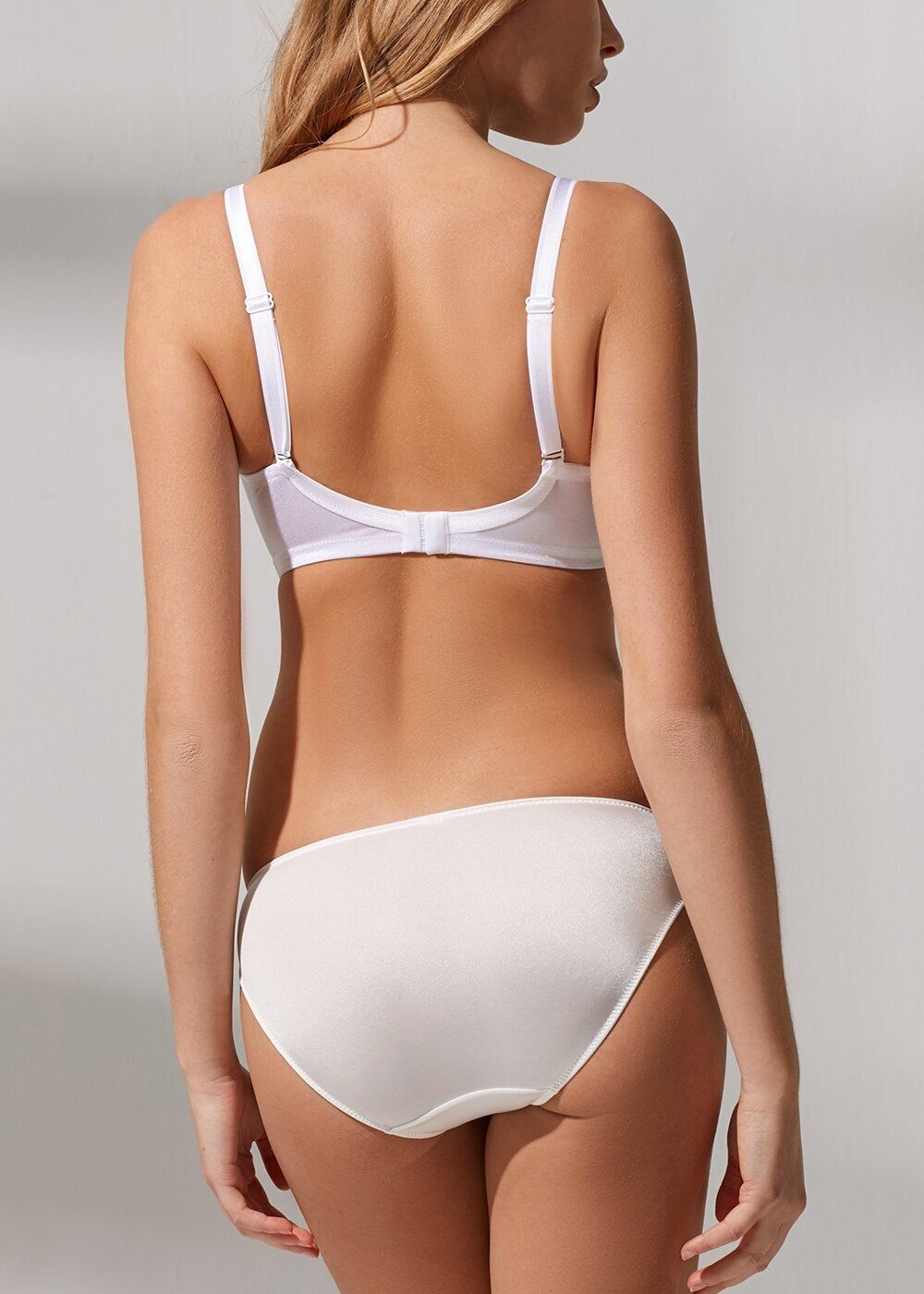 Стильные и удобные бюстгальтеры, бралеты, бюстье 