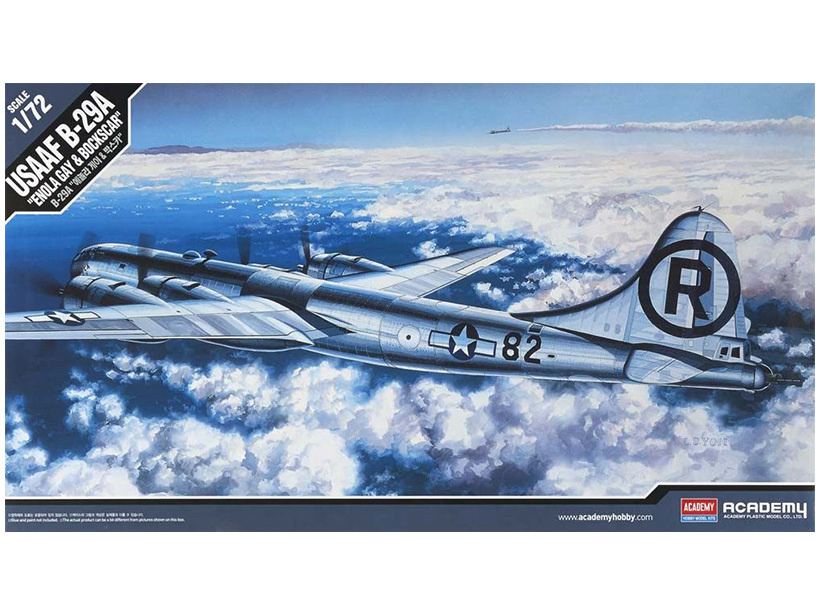 1/72 Собранного самолета - американского бомбардировщика B-29A  #1