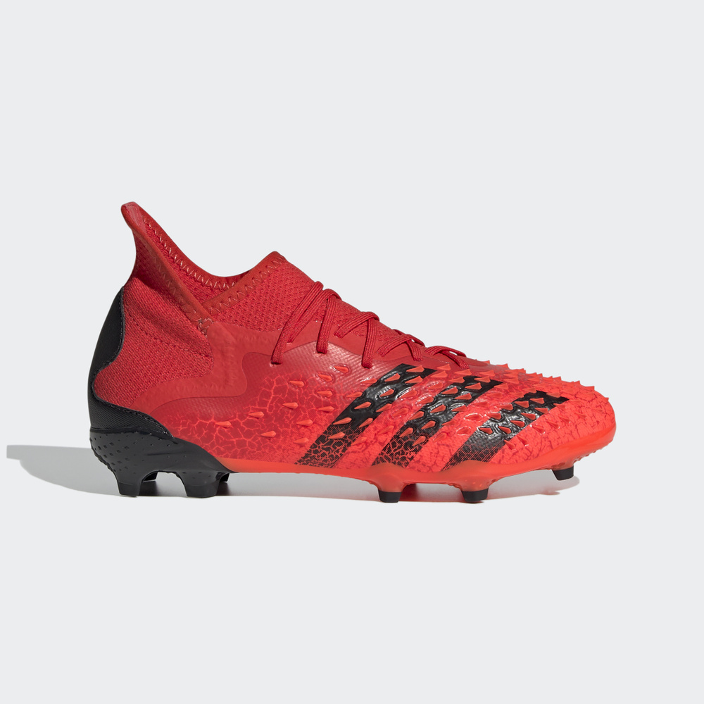 Predator cheap red adidas