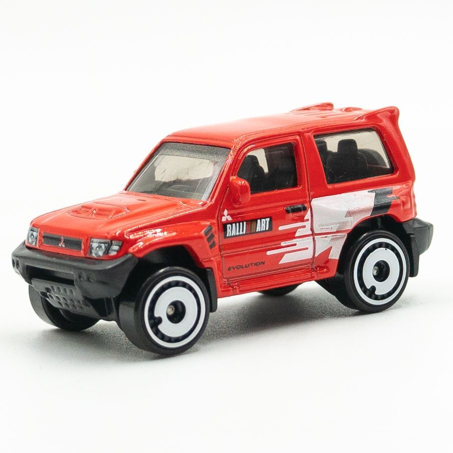 Машинка Hot Wheels ПАДЖЕРИК Mitsubishi Pajero Evolution Коллекционная -  купить с доставкой по выгодным ценам в интернет-магазине OZON (1132806826)