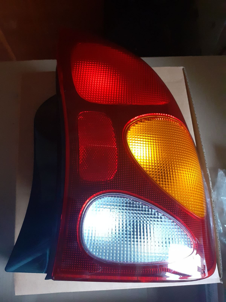 Фары задний ход chevrolet lanos. Задние диодные фонари шевроле ланос т 150. Задние фонари led chevrolet lanos. Шевроле ланос задние габариты. Задние фонари lanos sport.