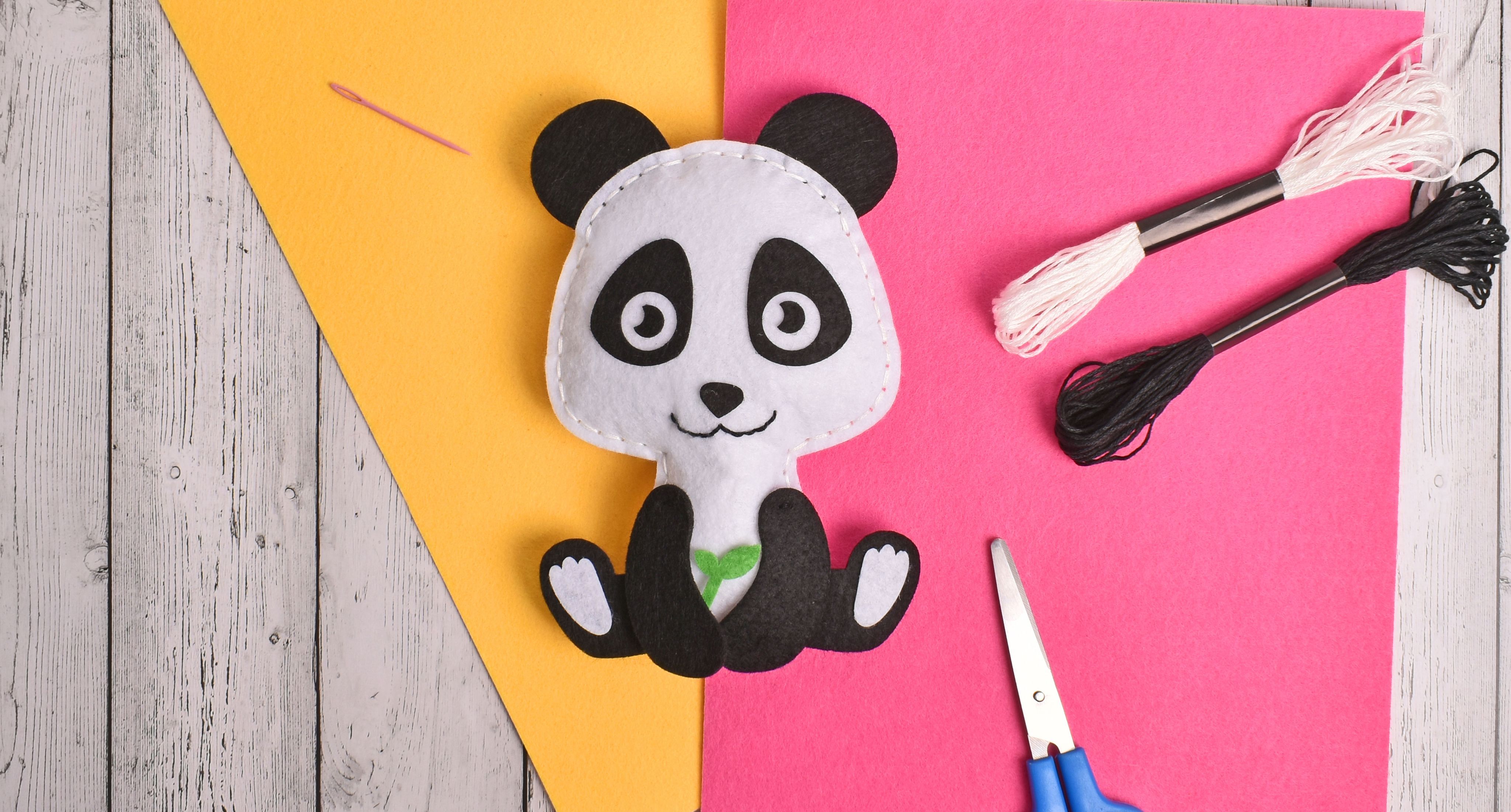 Ютуб видео: DIY Игрушка ПАНДА своими руками | Мастер-класс как сшить подушку-игрушку панду