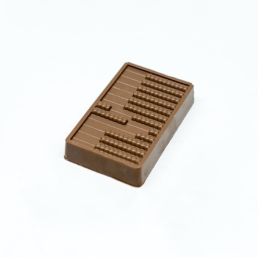 Подарочная шоколадная фигура Frade/Фраде - Счёты (вес-130г) (молочный)  #1