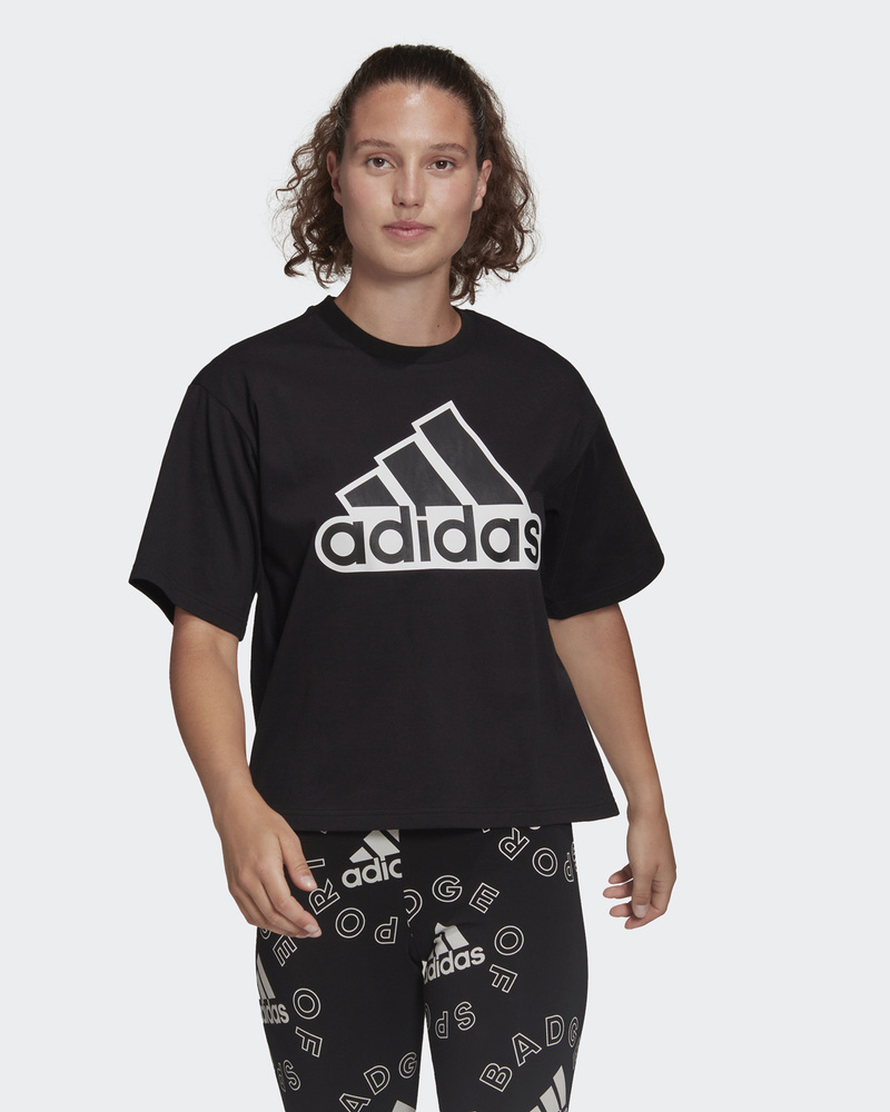 Adidas boxy cheap t shirt