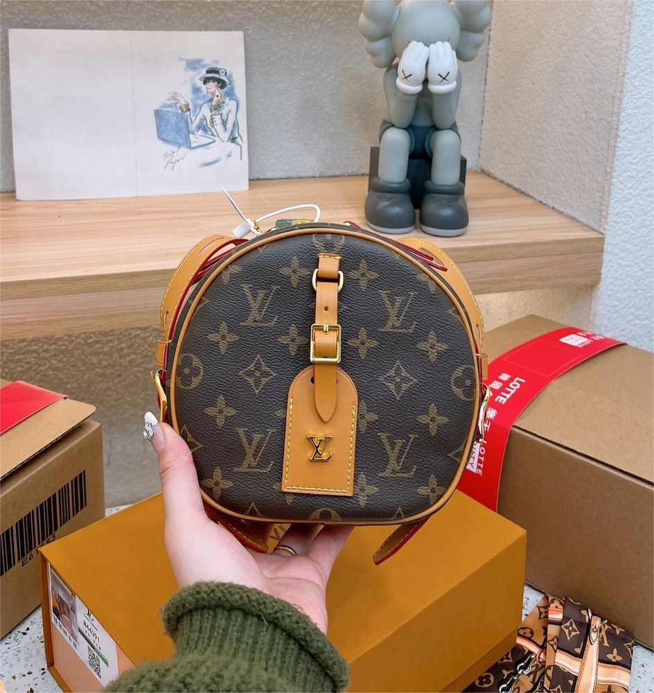 Louis Vuitton Сумка на плечо #1