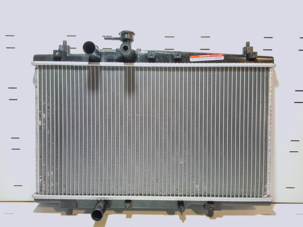 Радиатор geely gc6. Geely 1016003403. 1016001409 geely mk радиатор охлаждения. Радиатор на джили кросс. Радиатор охлаждения джили мк кросс.