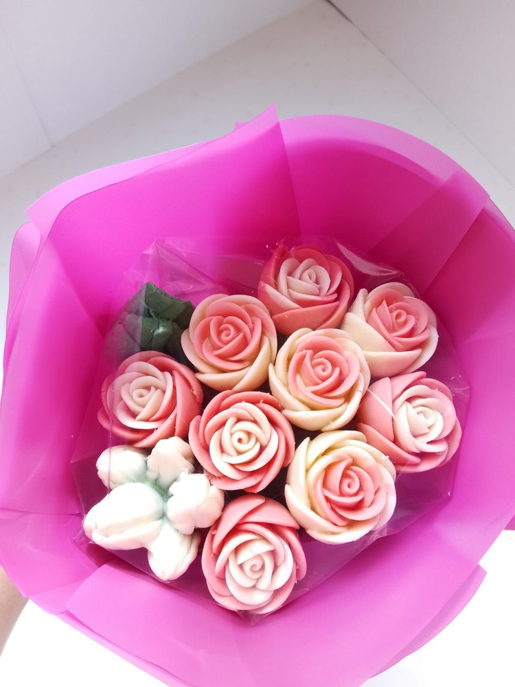 Цветы из шоколада, 9 мини роз с декором, фиолетовая упаковка.  #1