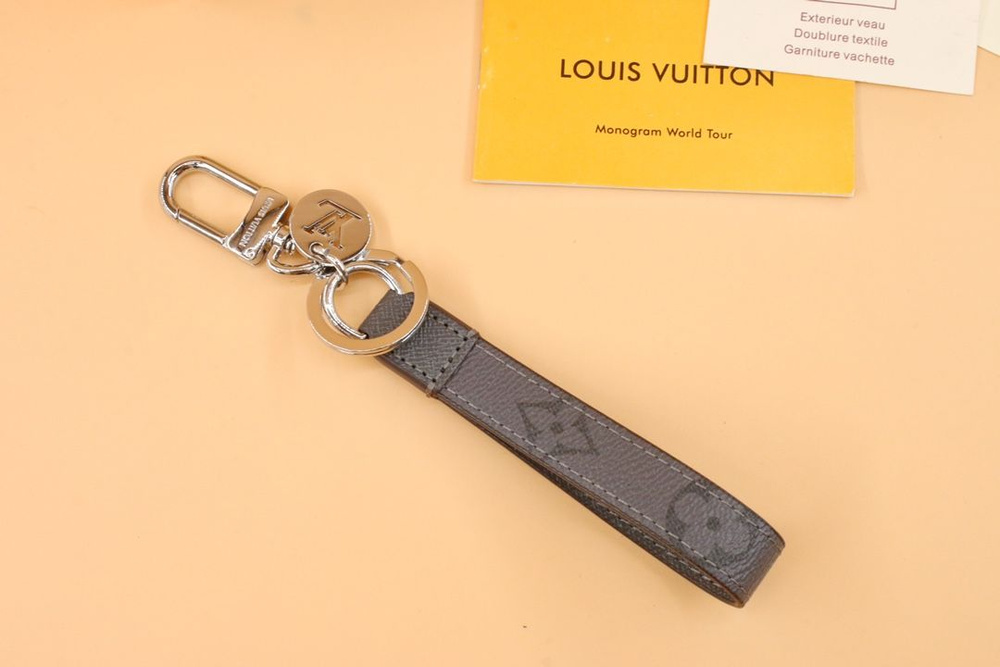 Louis Vuitton Бижу брелок #1