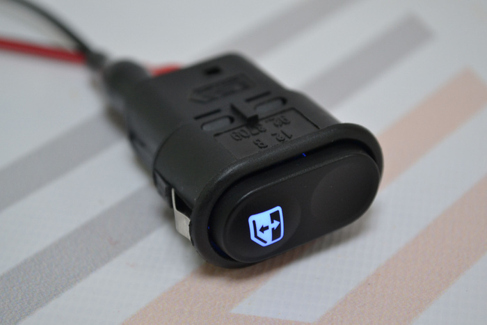 Пересвеченная кнопка электро стеклоподъемников Синяя ЭСП ВАЗ / LADA ...