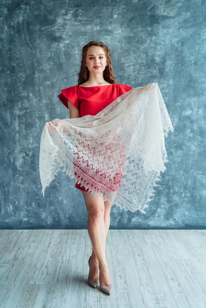 Платок Легендарные пуховые платки - купить с доставкой по выгодным ...