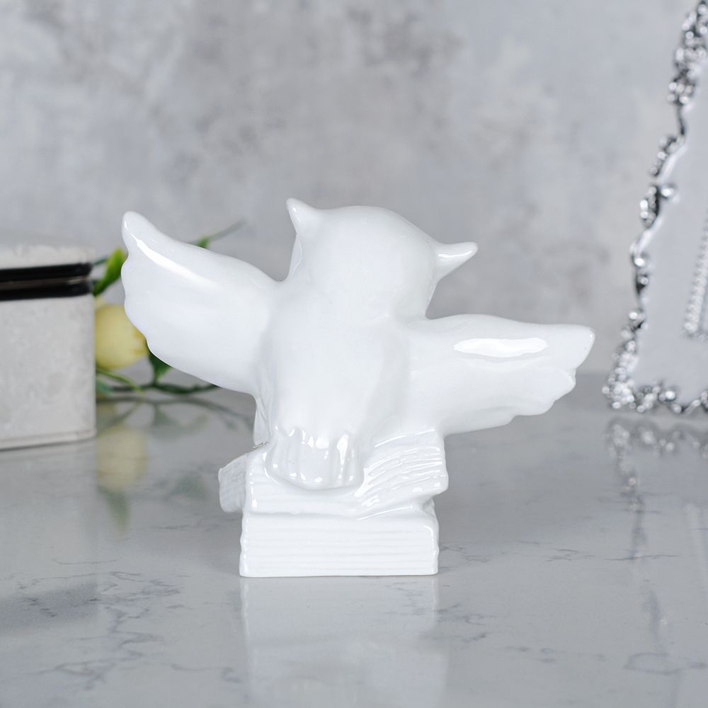 Статуэтка Сова на книгах, фарфор, 11 см Статуэтка Сова на книгах, фарфор, 11 см