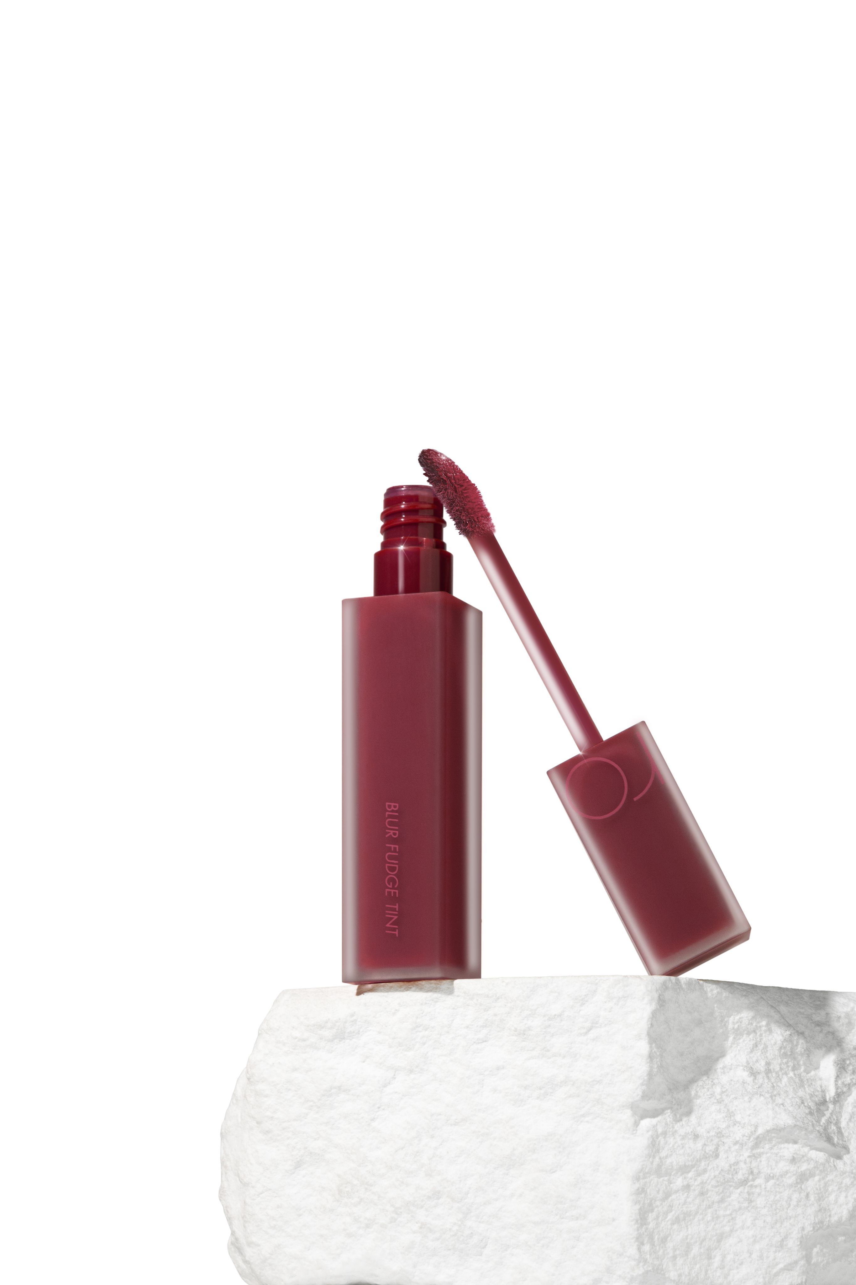 Матовый тинт для губ ROM&ND Blur Fudge Tint, 02 Rosiental, 5 g (стойкая ...