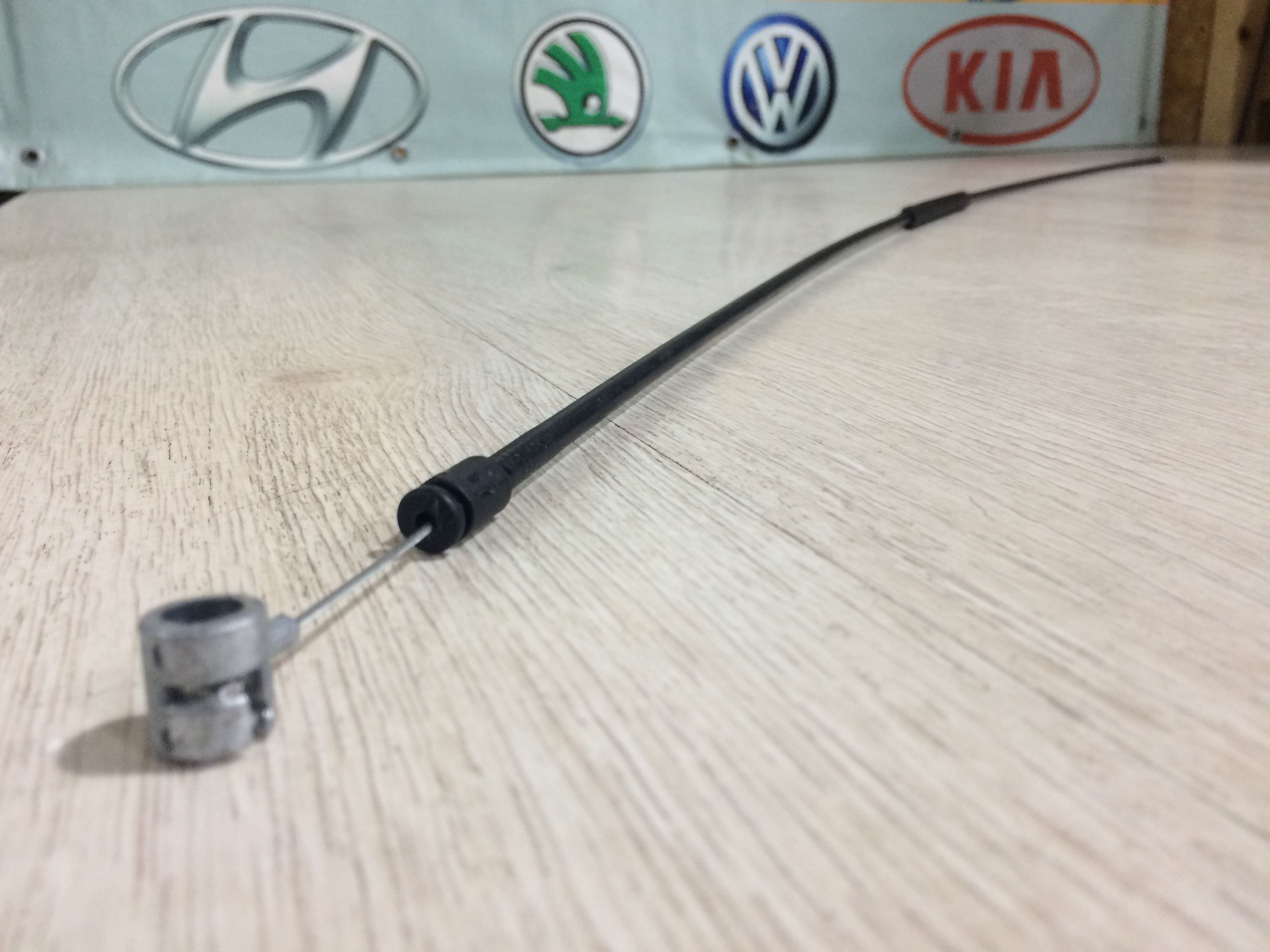Трос от ручки открывания капота Фольксваген Поло 5 Polo 2010-2020 седан ...