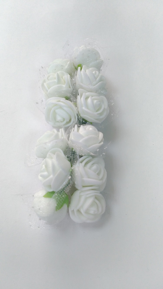 Цветы декоративные из фоамирана Розы белые с декоративной сеткой - купить сдоставкой по выгодным ценам в интернет-магазине OZON (304527278)