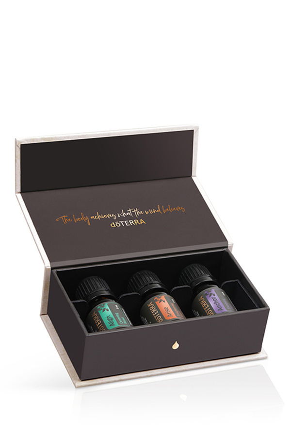 ★ 新品 ★　未開封　ドテラ　dōTERRA YOGA COLLECTION Набор эфирных масел Йога коллекция, доТЕРРА. Doterra Yoga