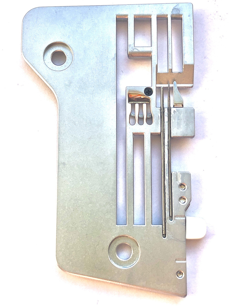 Игольная пластина для оверлока Juki MO-735 / PE-1500 и Bernina 1300DC ...