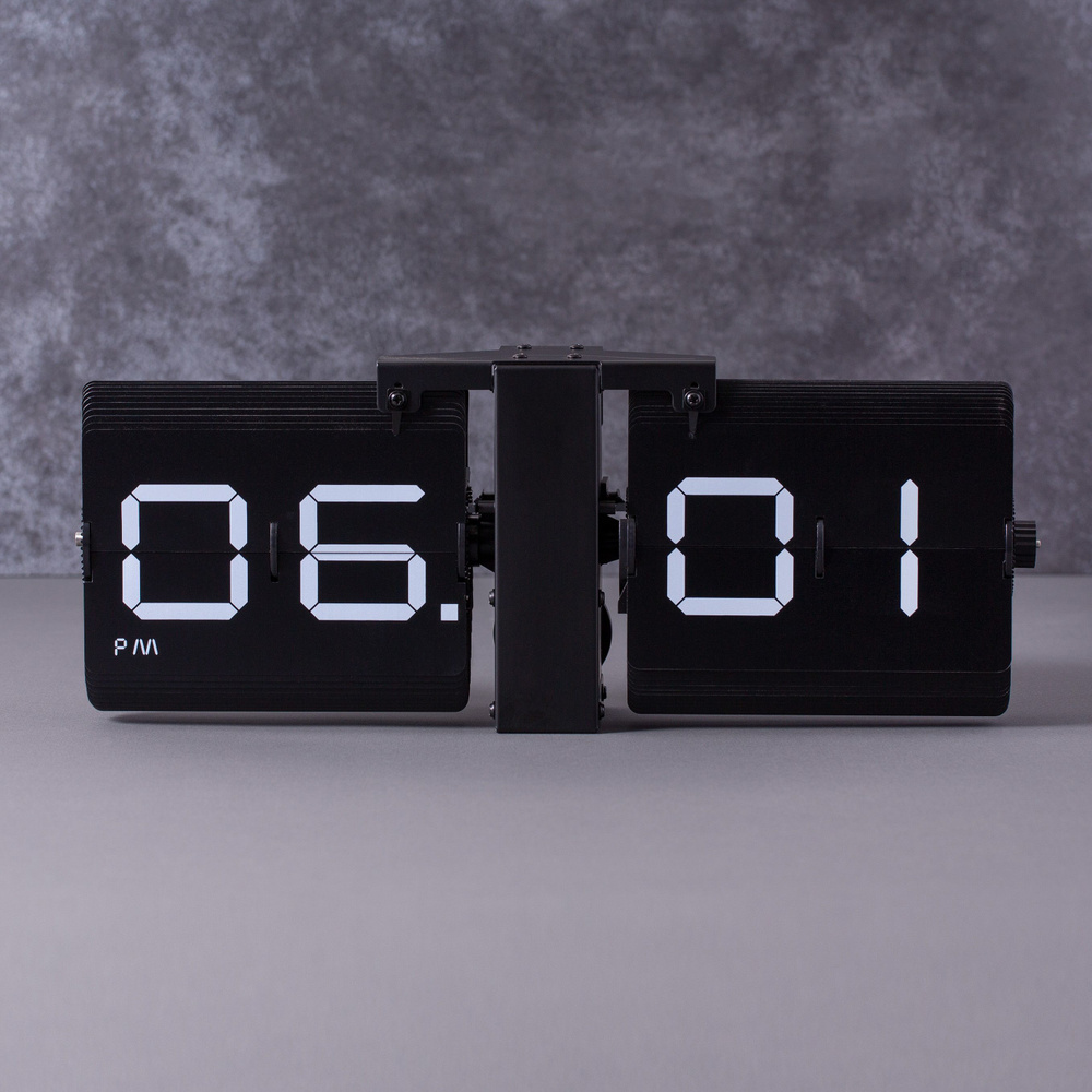 Перекидные часы Flip Clock Big Digital на черной подставке (14х36х9 см)