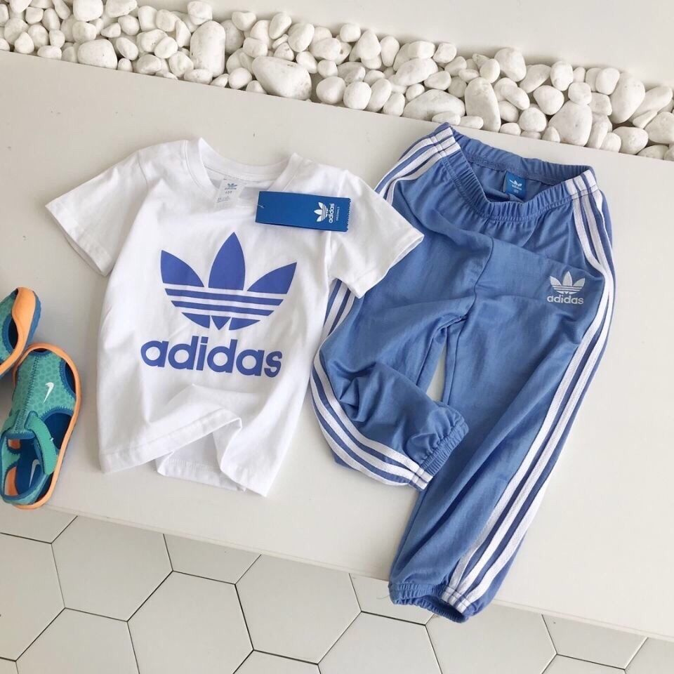 Костюм классический adidas #1