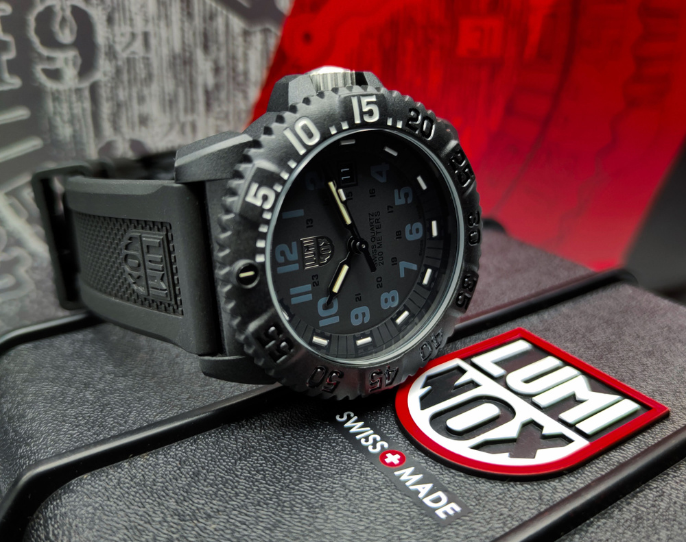 Часы наручные мужские Luminox Navy SEAL Colormark 3050 Series  Кварцевые мужские часы. Подарок мужчине на день рождения,  юбилей купить с доставкой по выгодным ценам в интернет-магазине OZON  (1103072952)