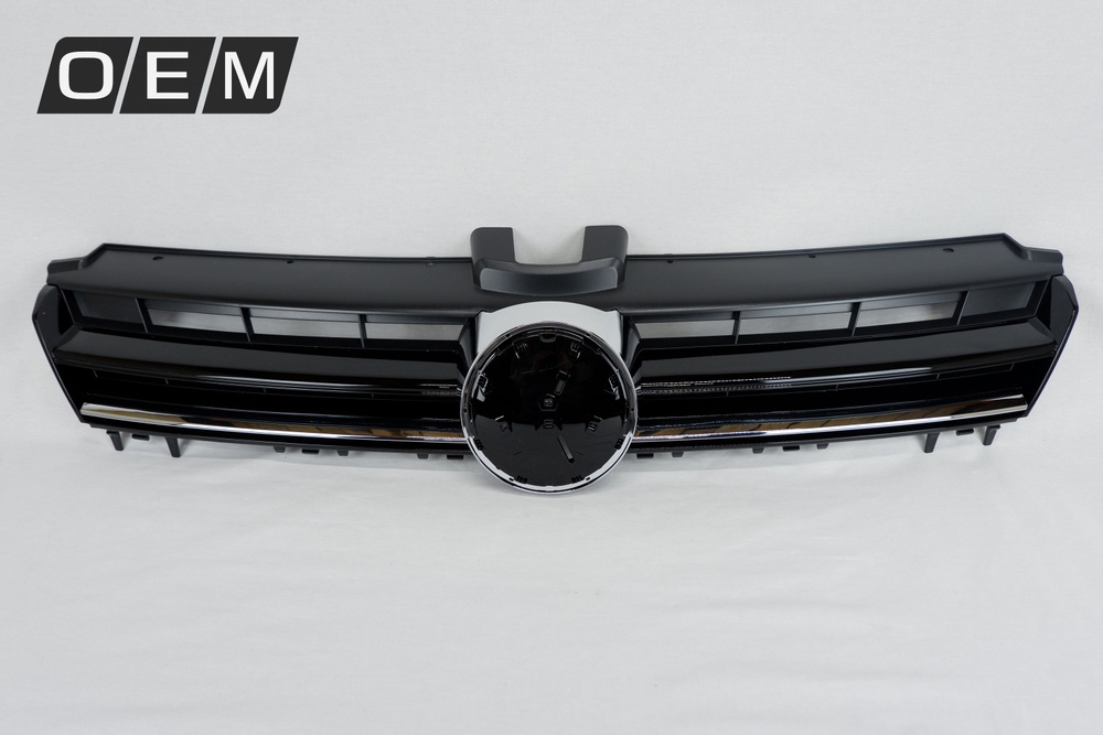 Решетка радиатора для Volkswagen Golf 7 5G0853651D, Фольксваген Гольф ...