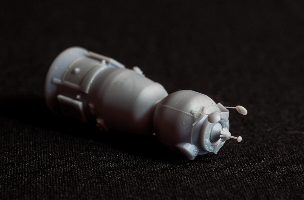 Сборная модель Arma Models AM145003 Космический корабль Союз Масштаб 1: ...