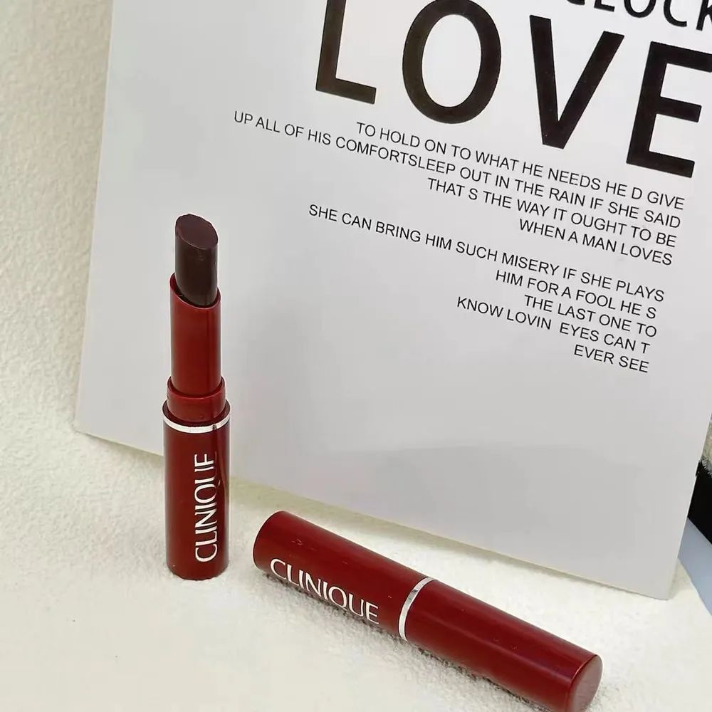 Clinique Almost Lipstick Увлажняющая помада бальзам для губ 06 Black