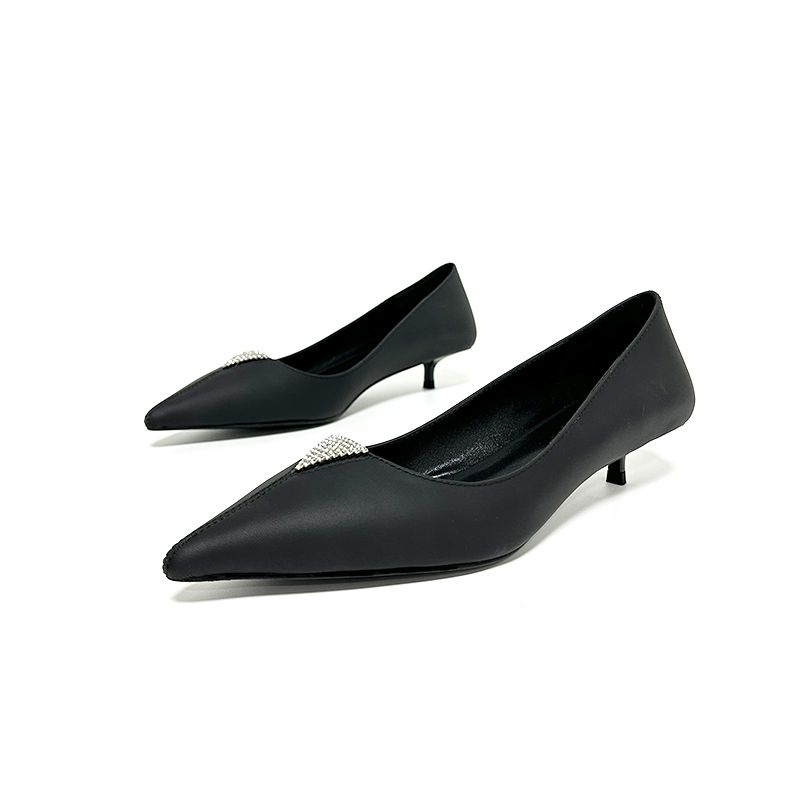 Туфли Yves Saint Laurent - купить с доставкой по выгодным ценам в ...