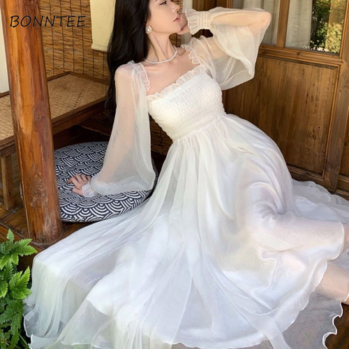 Стоковые фотографии по запросу Китайская свадебная одежда