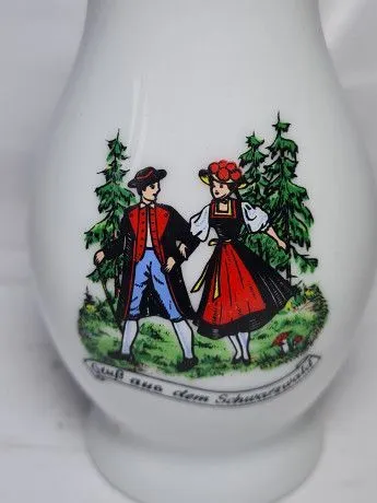 Ваза миниатюрная винтажная Bareuther Waldsassen Bavaria "Прогулка", фарфор, 10,5 x 6,5 см, Германия, 1960-70гг., 10.5x6.5 см, фото 4