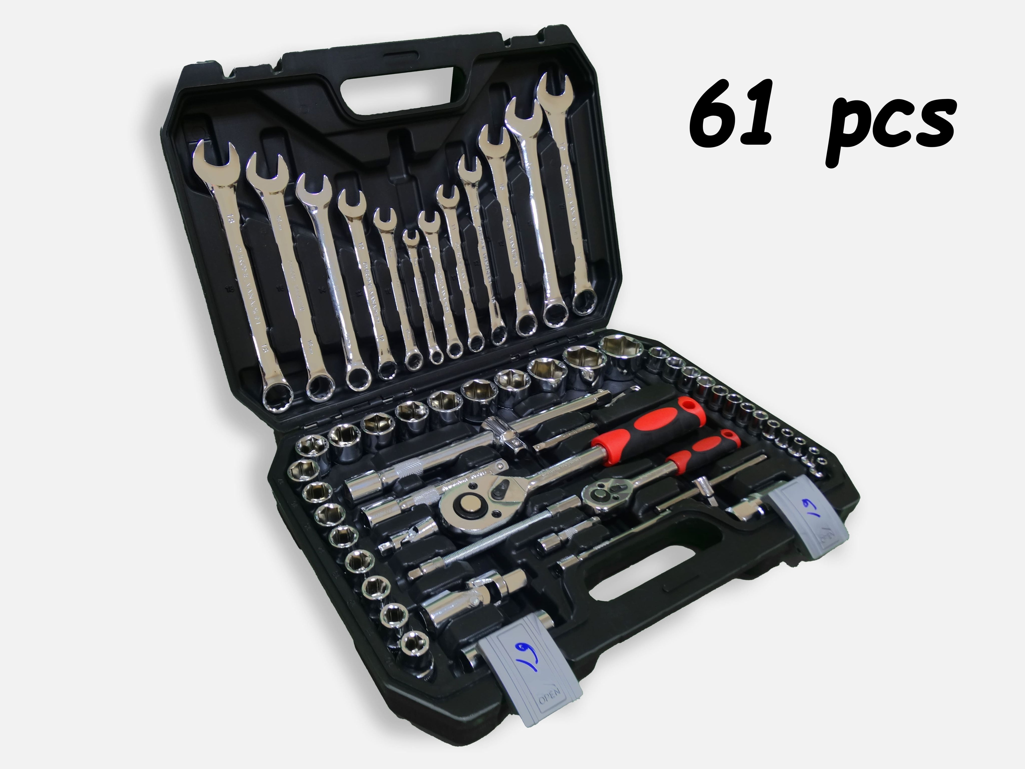 Набор инструментов TOOLS 61 предмет универсальный для автомобиля