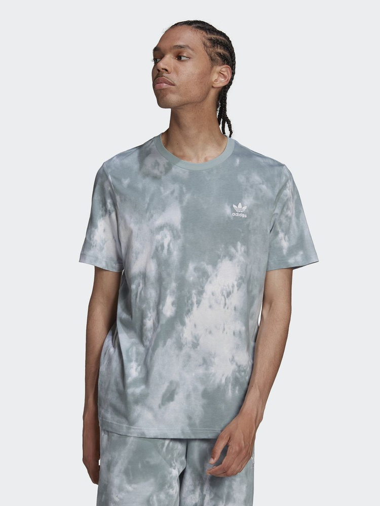 Adidas store essential tee