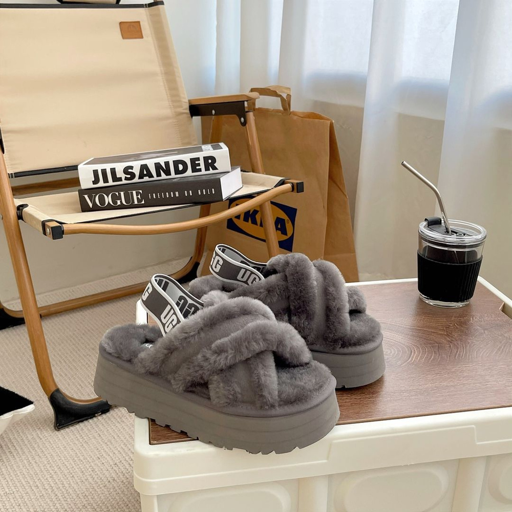 Сандалии UGG #1