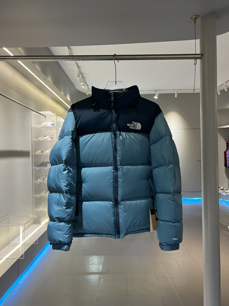 Пальто пуховое The North Face M 1996 Retro Nuptse Jacket #1