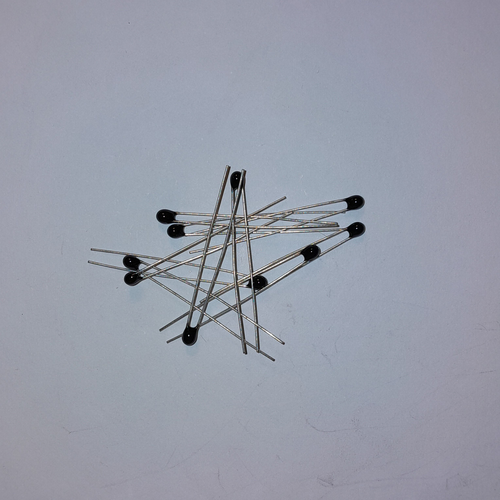 Термистор NTC MF52 4.7K 3950 . Терморезистор на 4.7 кОм +/-5% - купить ...