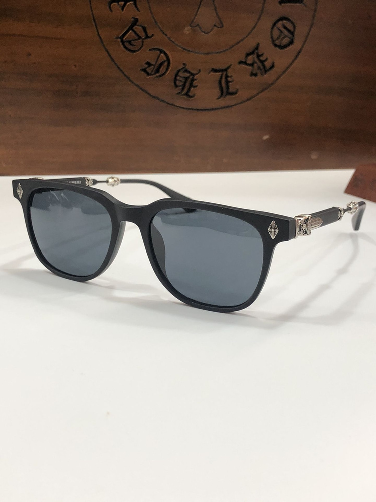Очки солнцезащитные Chrome Hearts - купить с доставкой по выгодным ...