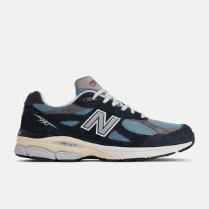 990 v3