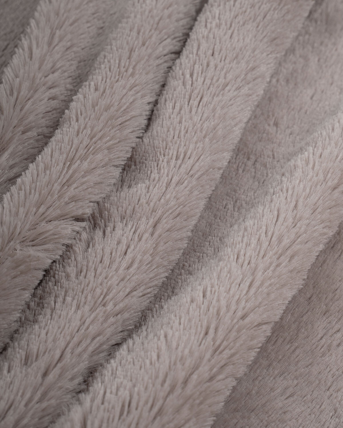 Меховая ткань. Искусственный мех серый. Ткань мерлушка. Искусственный мех серый. Мех коричневый ткань.
