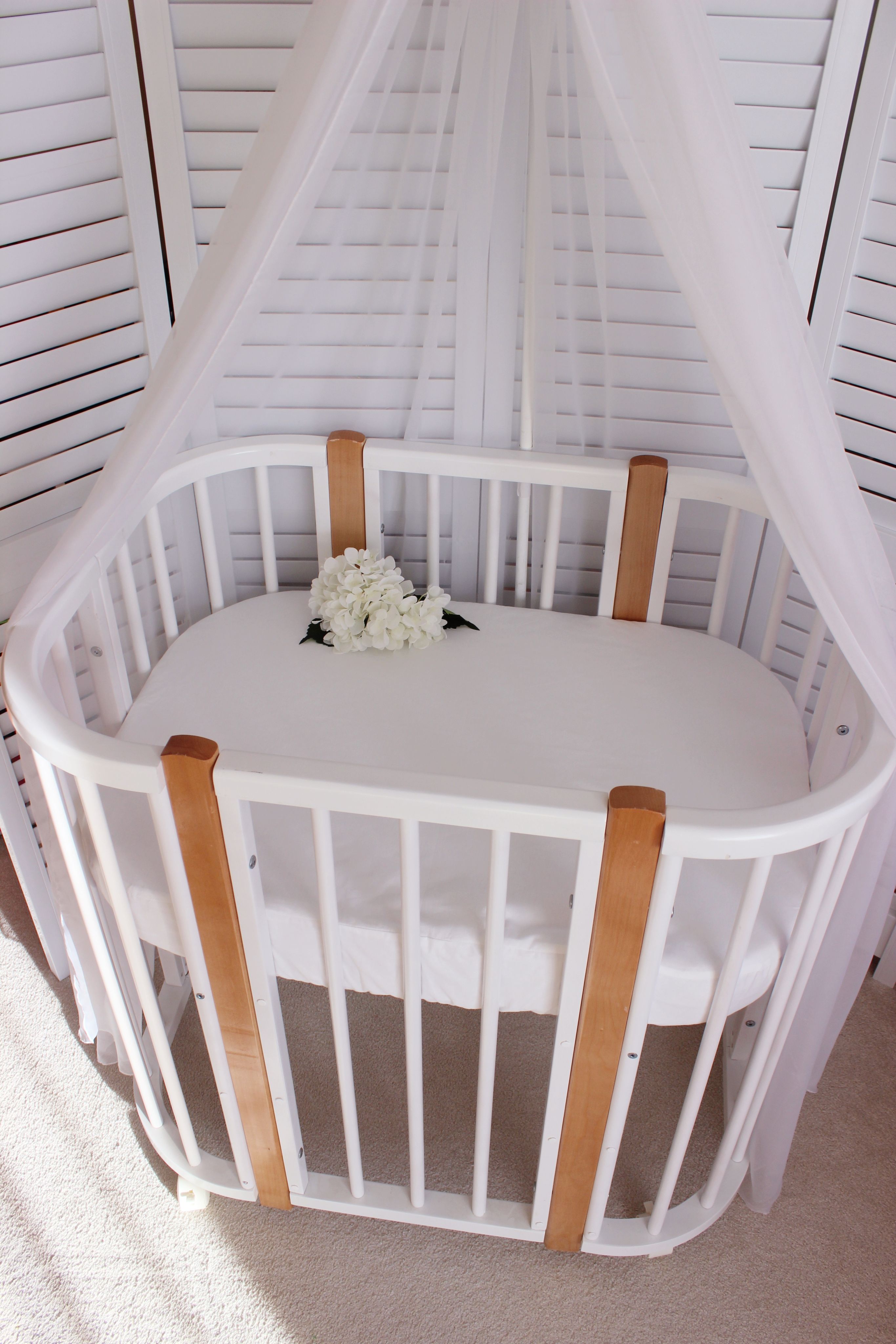 Резинки кроватку. Зажимы для простыни. Простынь икеа на резинке детская. Простынь для детской кроватки. Резинки кроватку.