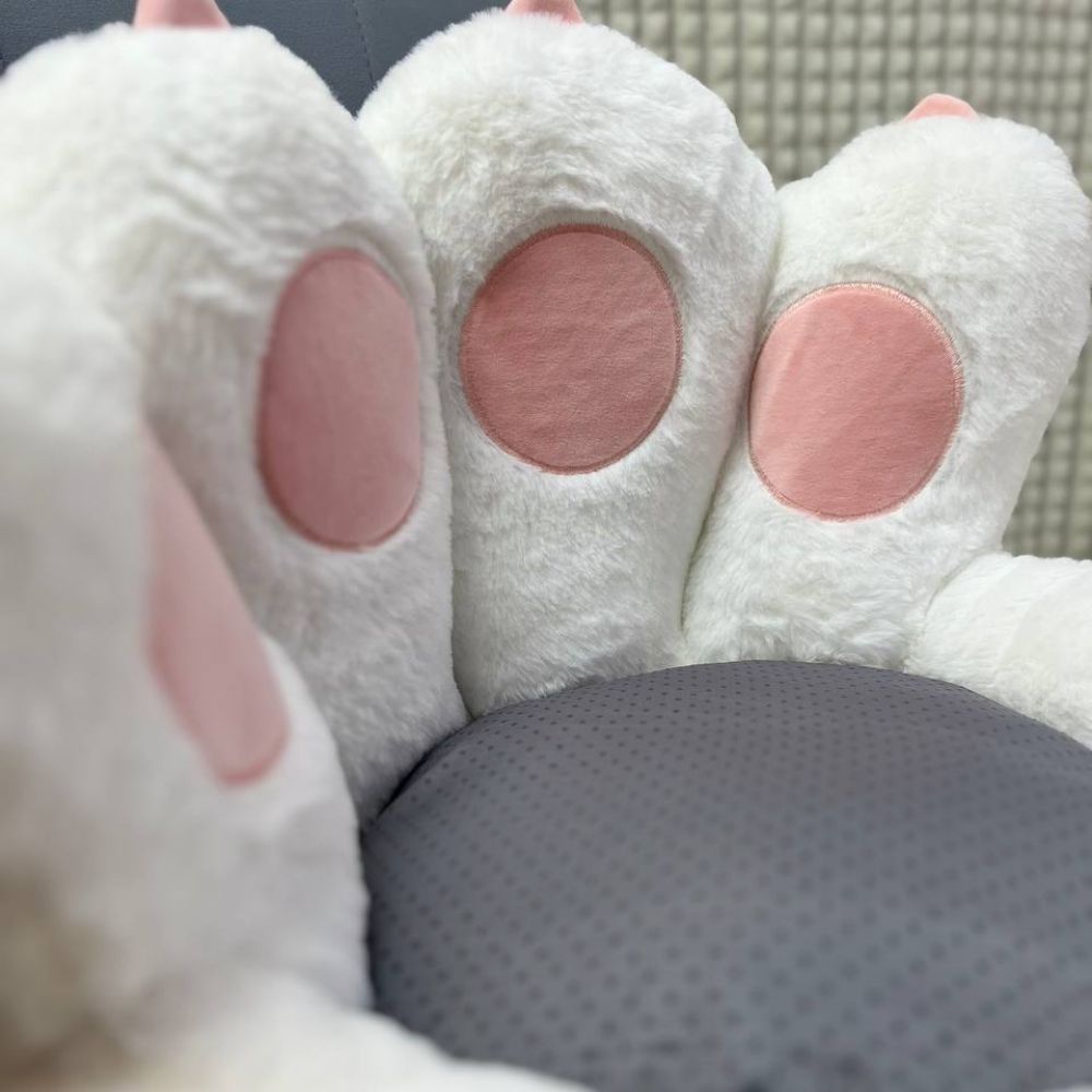 Мягкая игрушка подушка сидушка на стул в кресло Кошачья лапка лежанка ...