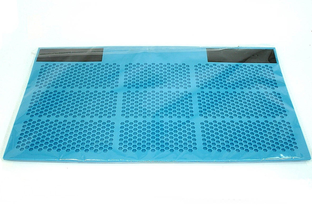 Резиновый коврик для работы с телефонами/планшетами с магнитными ячейками для мелких деталей 210х38  #1