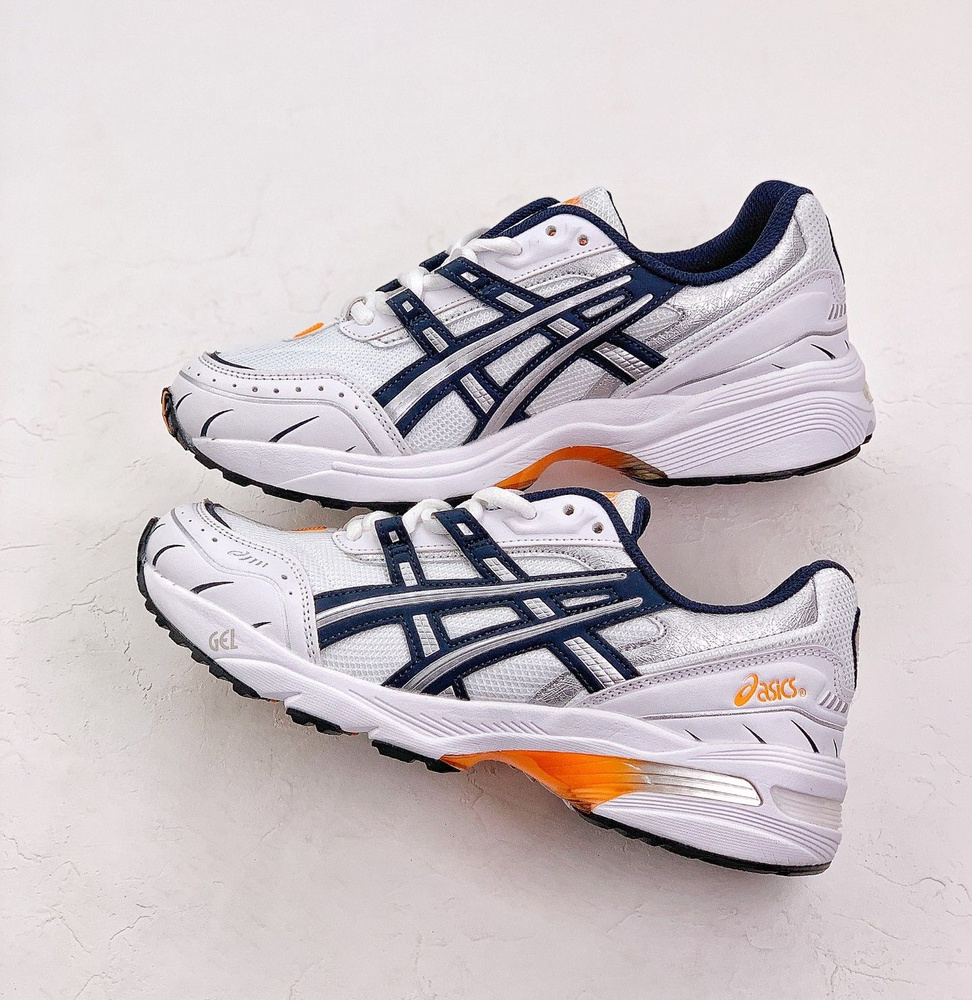 Кроссовки ASICS #1