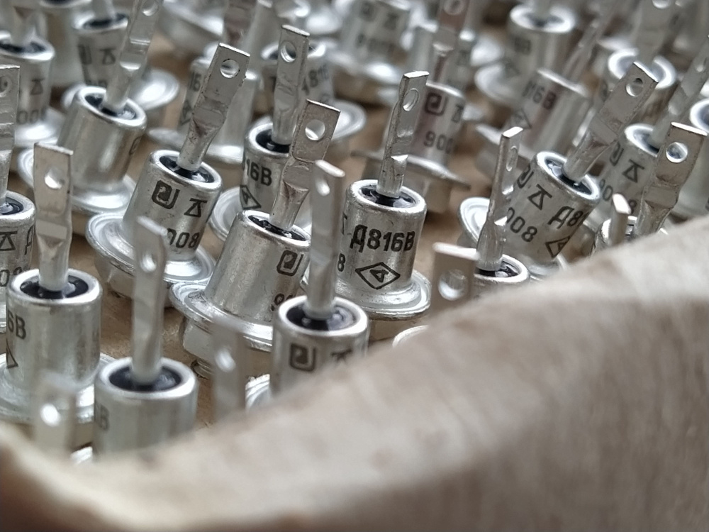 Д816В стабилитрон 6шт - купить с доставкой по выгодным ценам в интернет ...