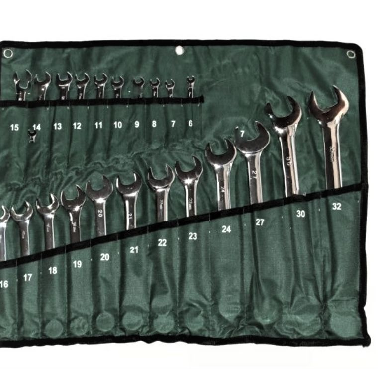 гаечных/накидных/рожковых комбинированных ключей 6-32мм /22 .