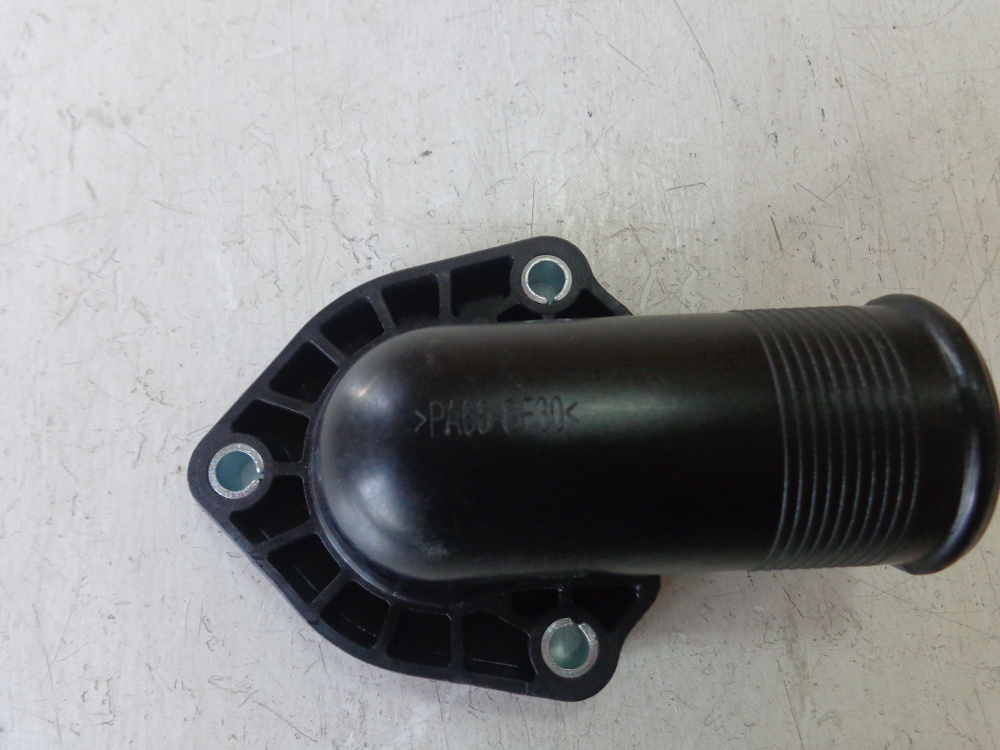 Крышка корпуса термостата (патрубок выходной) Газель Бизнес Cummins ISF ...