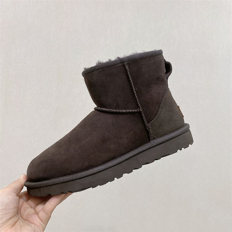 Рандеву угги. UGG Australia Classic Mini Black. UGG мужские зимние. Ботинки UGG мужские s n 1114173. UGG S/N 3352.